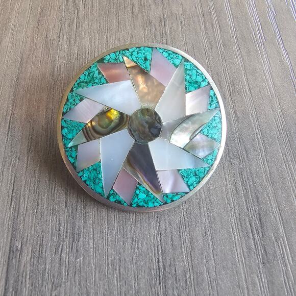 Vintage Alpaca Silver Mother of Pearl, Abalone & Crushed Turquoise Floral Brooch - Picture 6 of 6